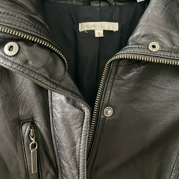 Vince women’s medium size 100% leather jacket - Picture 4 of 9